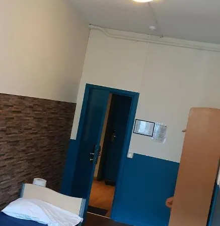 Gogh Youth Centre Ostello
