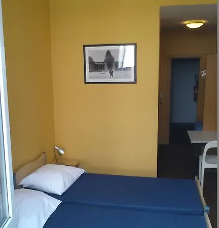 Gogh Youth Centre Hostel